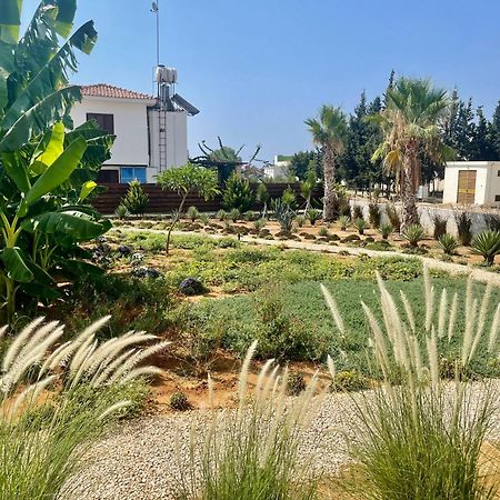 Sea View Suites By The Coast Famagusta  Eksteriør billede