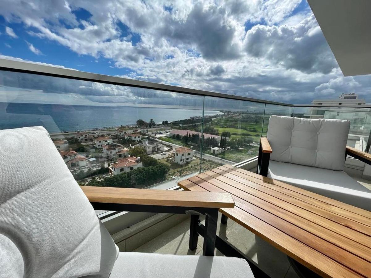 Sea View Suites By The Coast Famagusta  Eksteriør billede