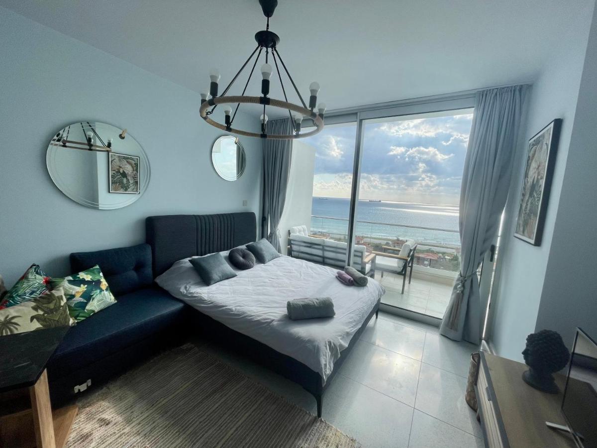 Sea View Suites By The Coast Famagusta  Eksteriør billede