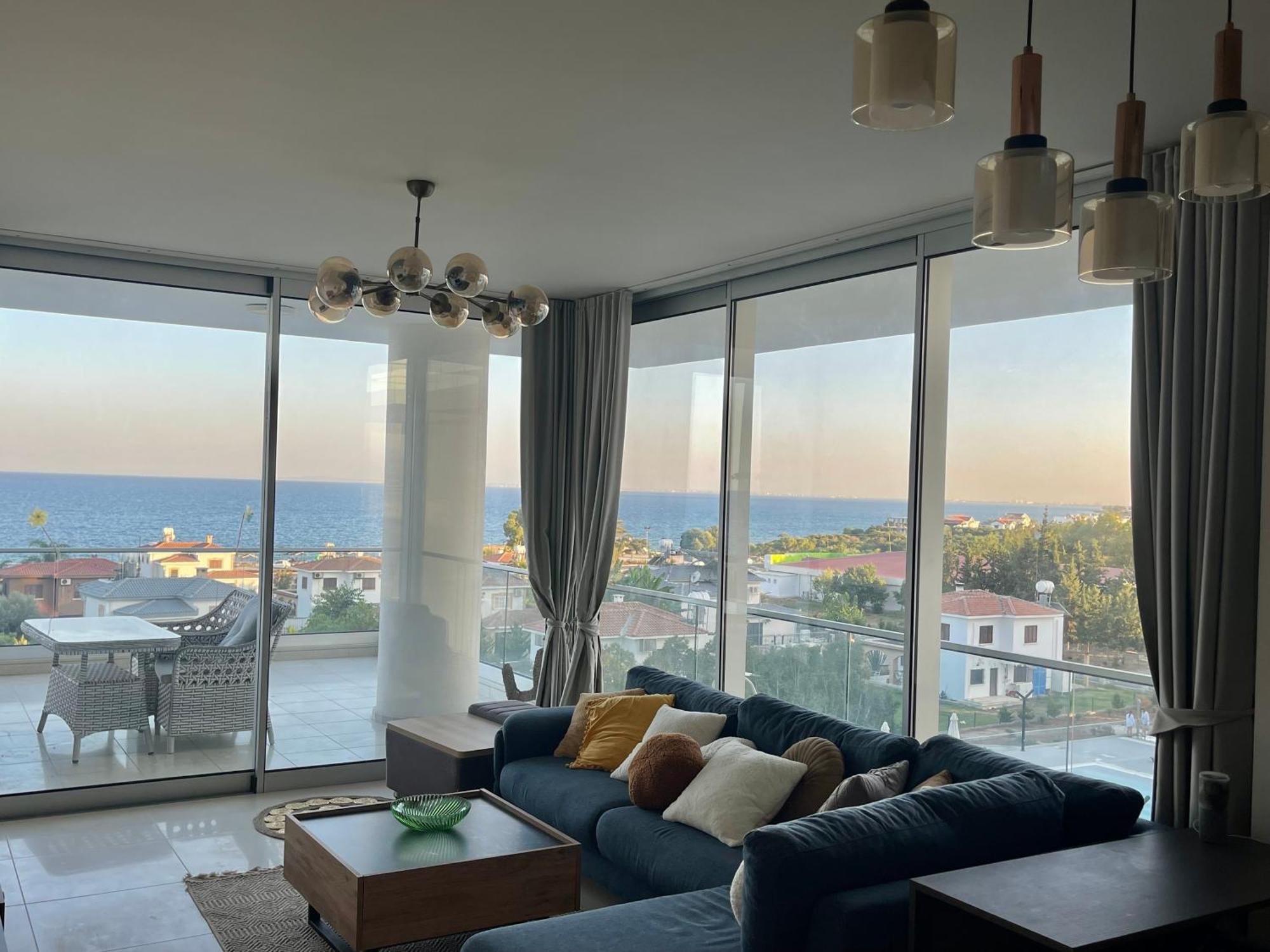 Sea View Suites By The Coast Famagusta  Eksteriør billede