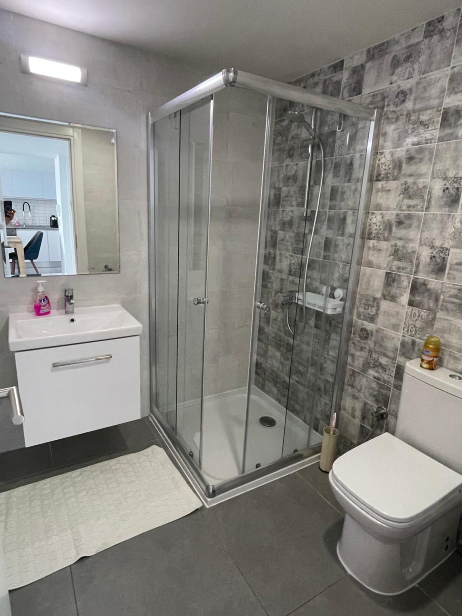 Sea View Suites By The Coast Famagusta  Eksteriør billede